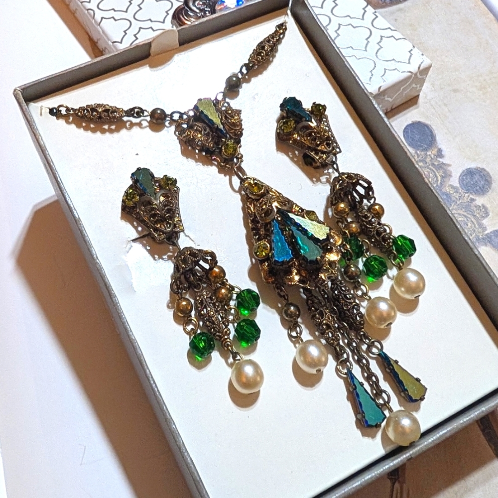 RARE Renaissance Revival W.Germany 1950s Filigree Demi Parure - Picture 8 of 8